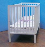 Proste postieľka white biela vyberateľné tyčky