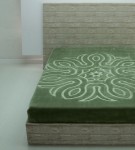 5653 180x240 03 green zelená