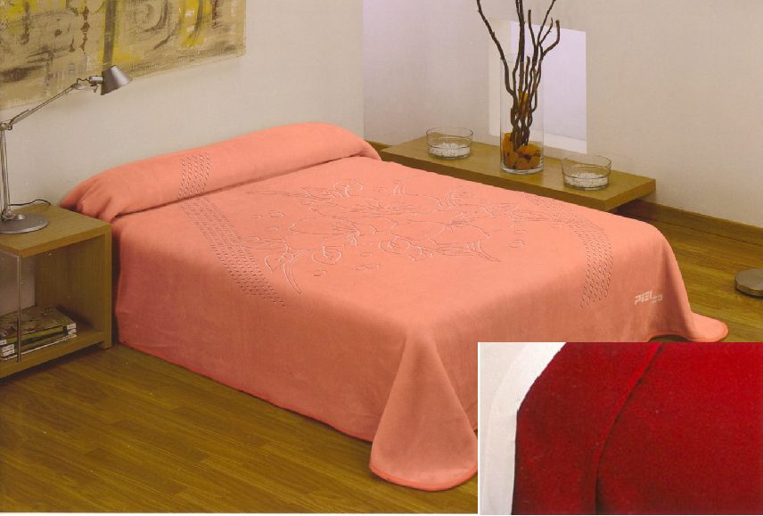 5147 220x240 27 red červená deka