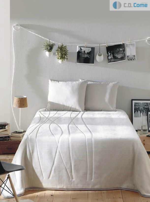 9630 trazos 220x240 06 white biela deka