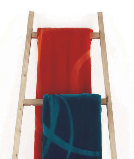 9621 bows liens 220x240 27 red červená deka