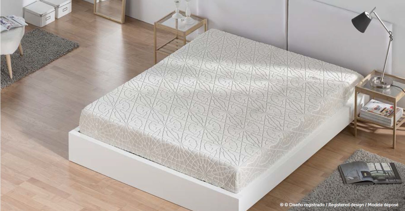 5620 220x240 06 white biela deka