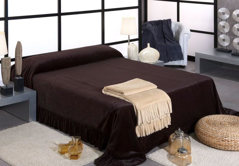 571 VISON 200x200 02 camel deka so strapcami