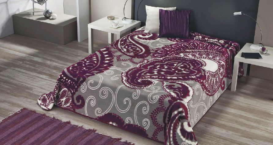 5337 220x240 55 aubergine tmavo fialová