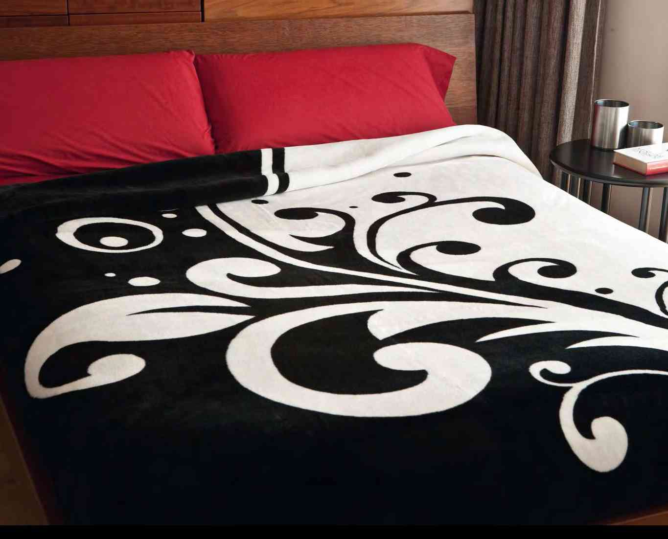 226 220x240 black PE Star čierna deka