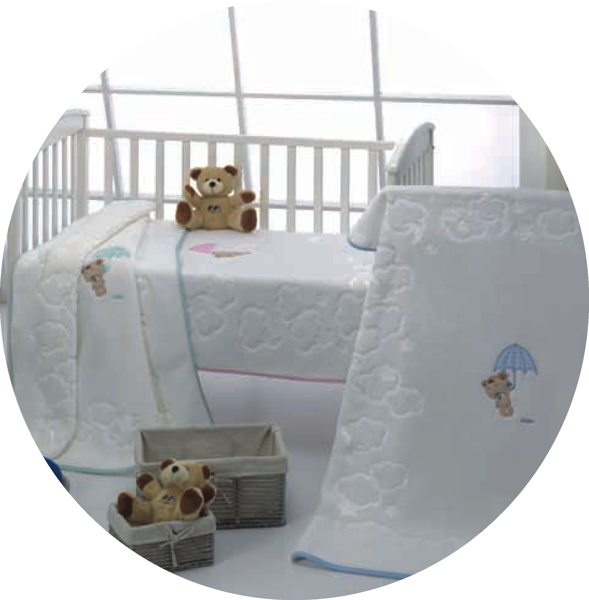 329 candy 80x110 08 svetlo modrá deka