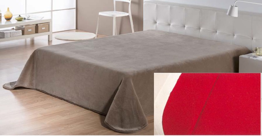 5047 220x240 27 red červená deka