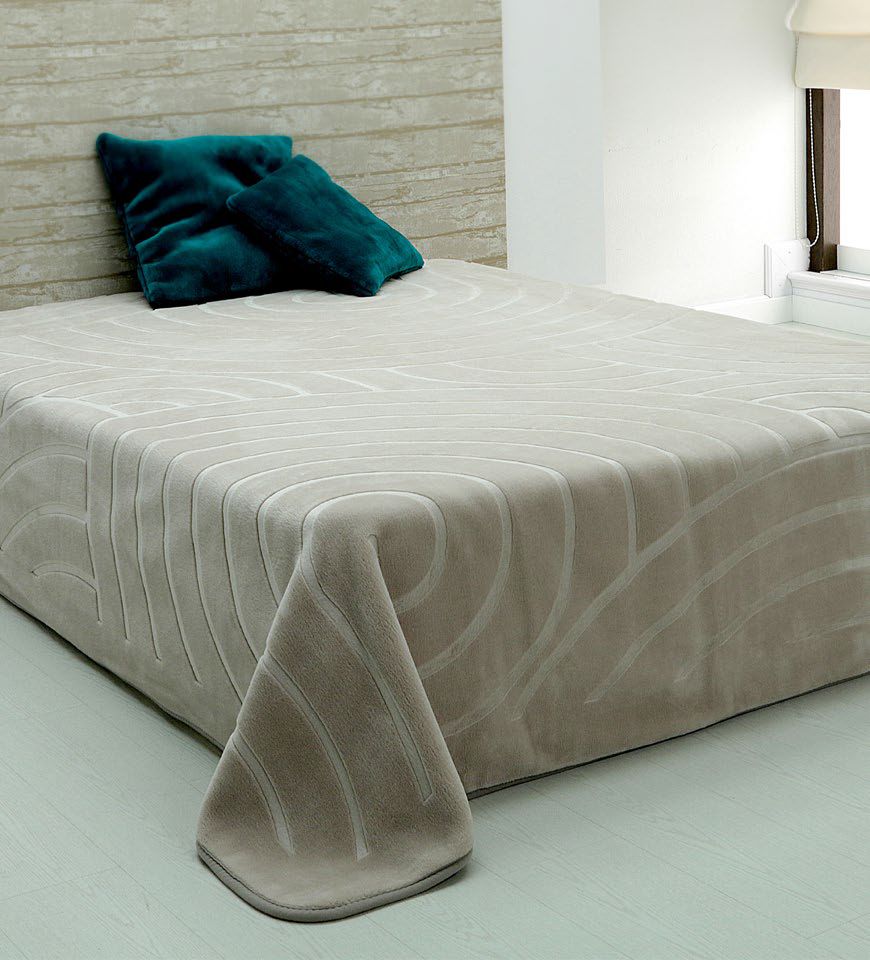 5635 180x240 15 hrey šedá deka