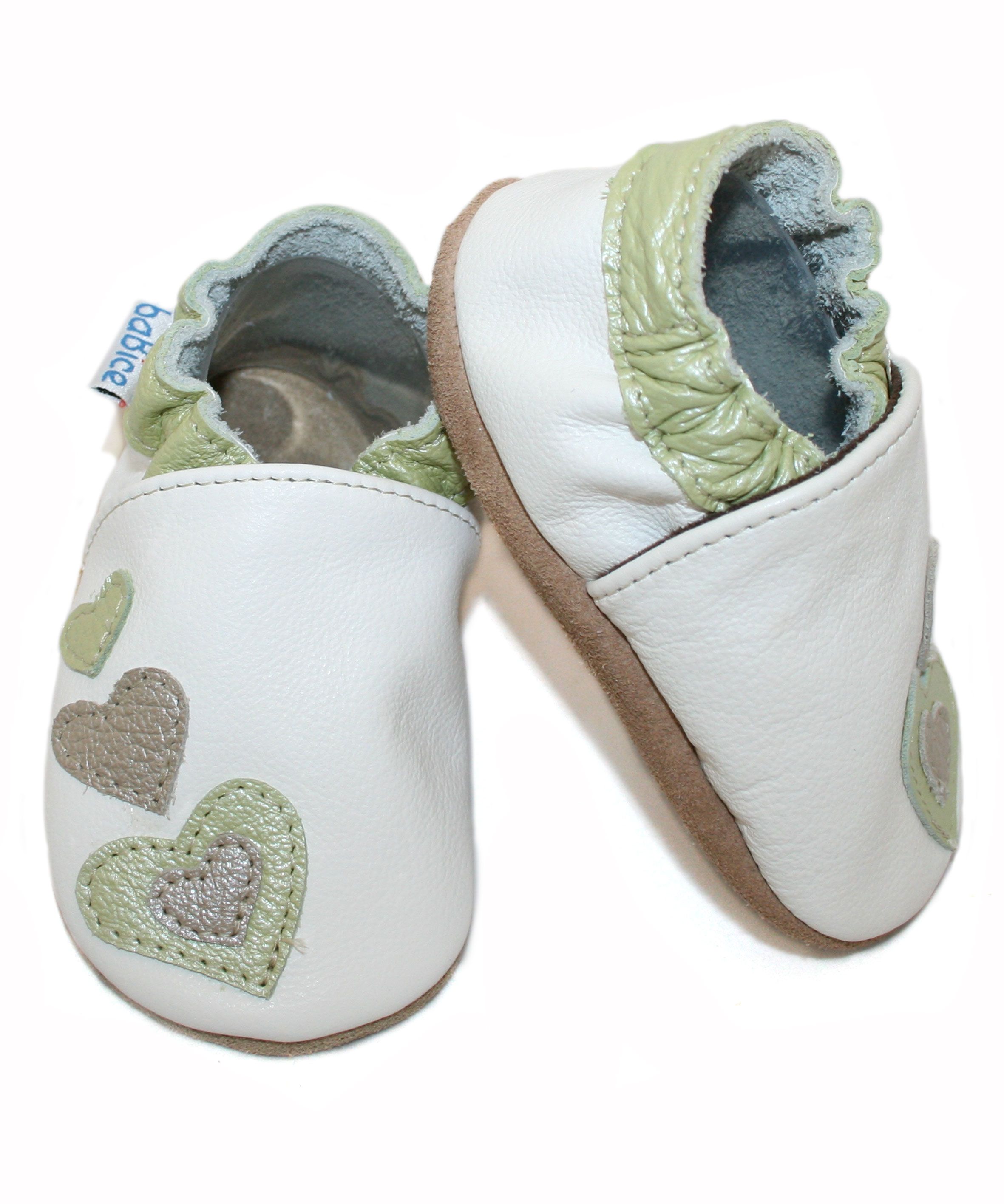 Capačky BE 001 kožené Srdiečka white biela 16-17  0-6 mes