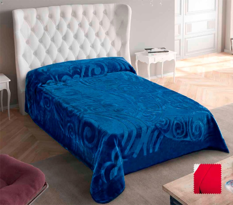 5643 220x240 27 red červená deka