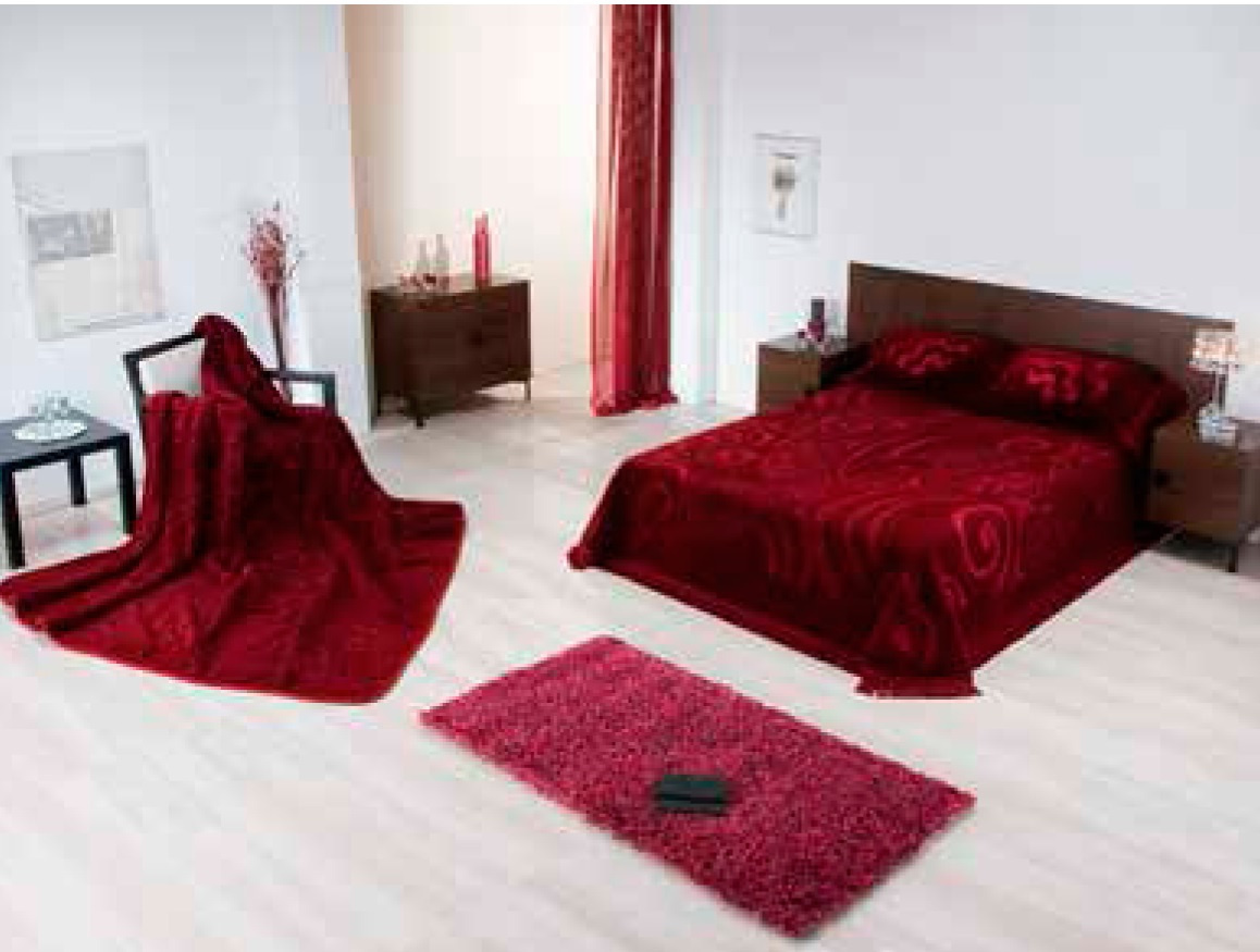 7907 220x240 23 garnet bordová