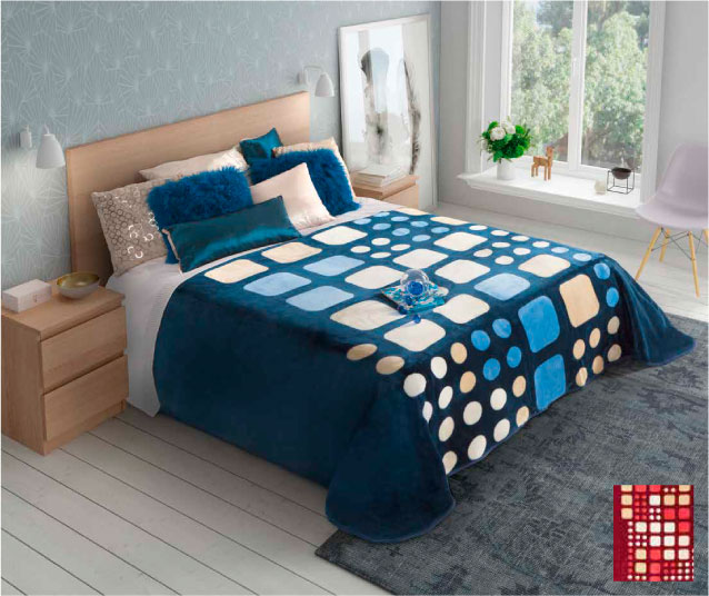 5336 180x240 27 red červená deka