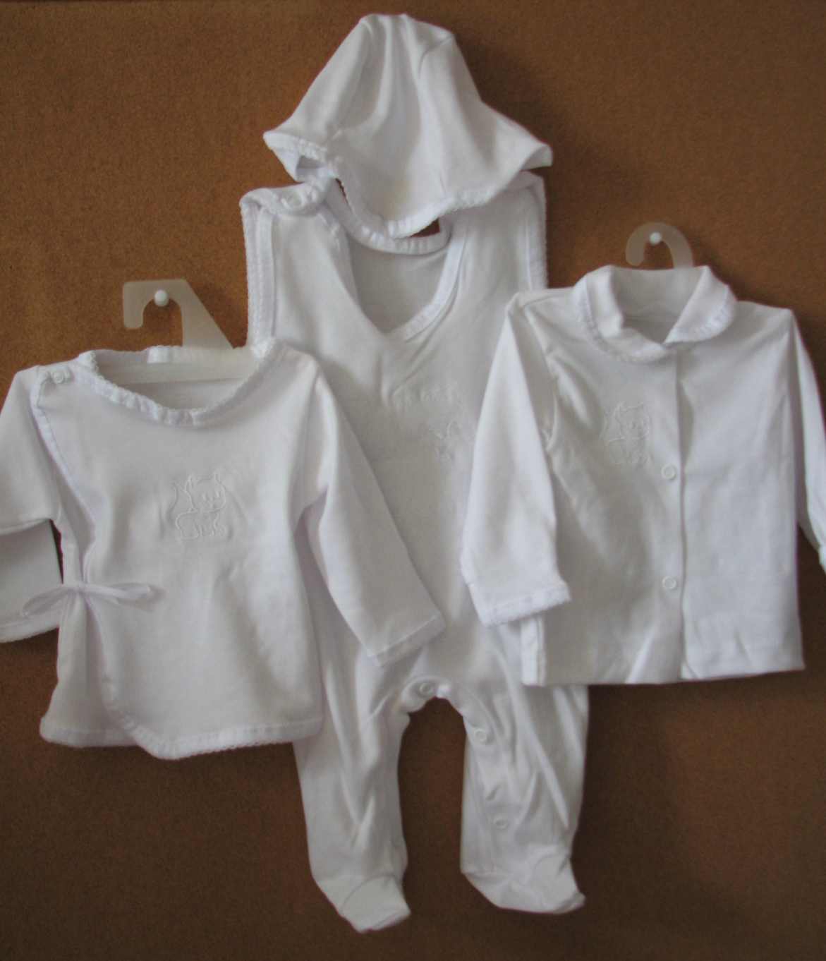 Komplet košielka kabátik dupačky čiapka 62 výšivka white biela