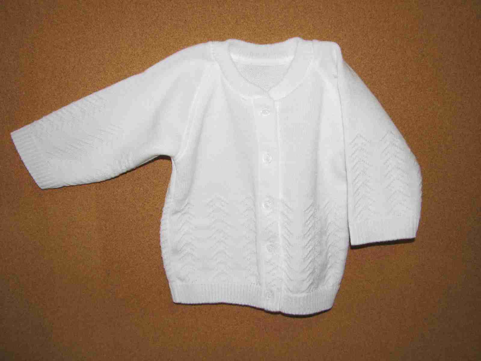 Svetrík 74 white biela pletený